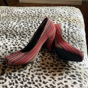 Brand New without tags UNITED NUDE pumps